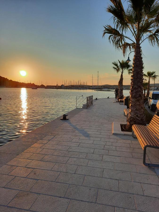 Apartment Surya Rogoznica  Εξωτερικό φωτογραφία